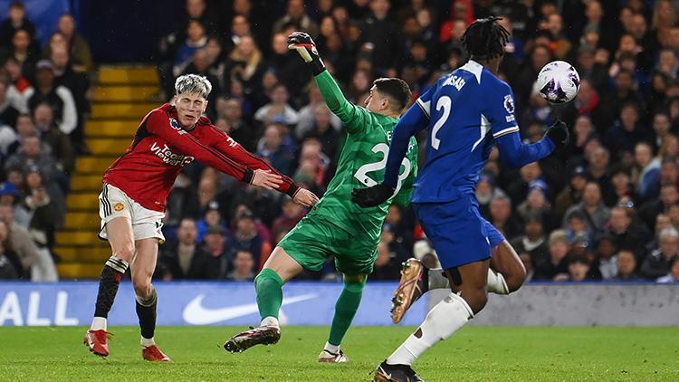 7 gollü Chelsea - Manchester United düellosunda çılgın geri dönüş Altay Bayındır...
