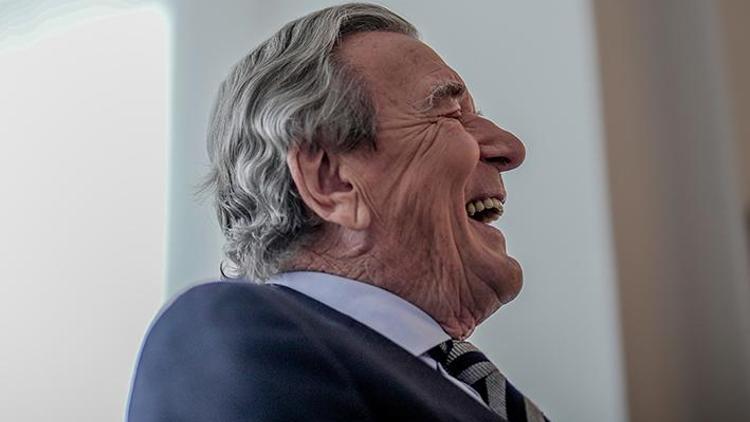 Schröder 80 yaşında