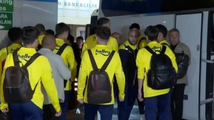 Fenerbahçe kafilesi İstanbula geldi