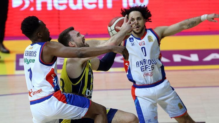 Anadolu Efes, Fenerbahçe Bekoyu yine yendi