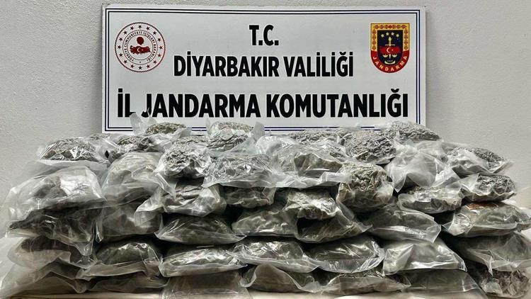 Diyarbakır’da ele geçirilen 71 kilo esrara 2 gözaltı