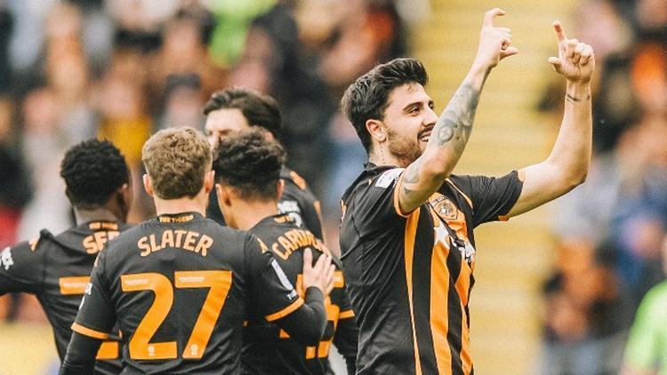 Ozan Tufan şov yaptı, Hull City farklı kazandı Abdülkadir Ömür...