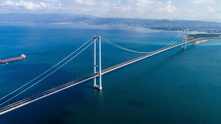 Bakan Uraloğlu açıkladı: Osmangazi Köprüsünde rekor kırıldı
