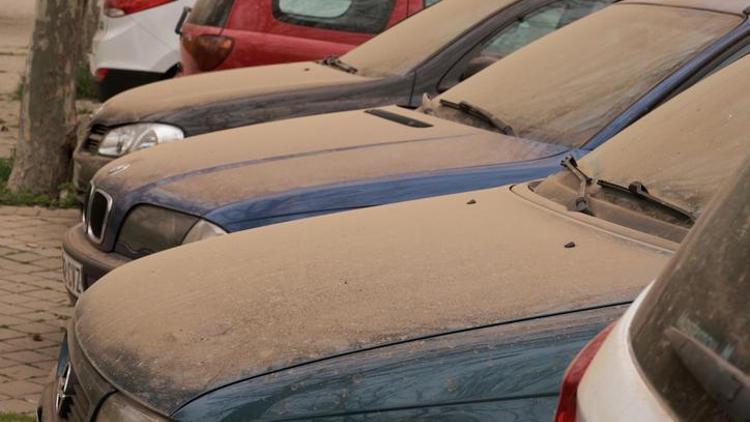 Afrika’dan Türkiye’ye çöl tozu geliyor Meteoroloji uzmanı duyurdu: Çöl tozu nedir, hangi günler etkili olacak, İstanbul’a gelecek mi