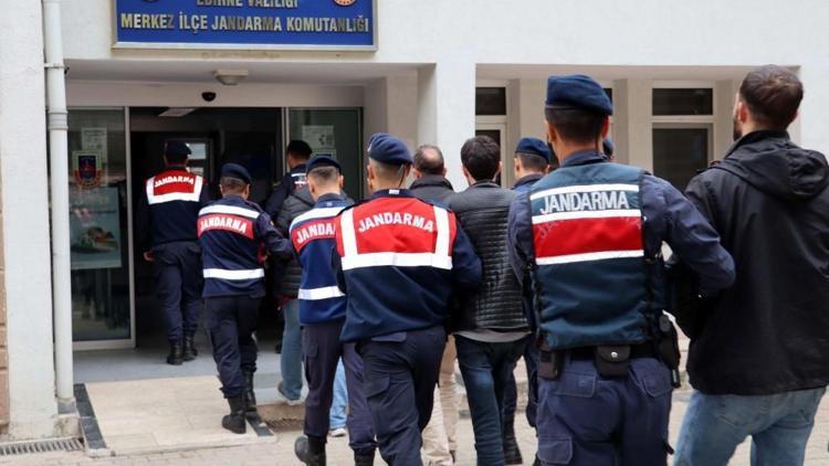 Edirnede Yunanistana kaçmaya çalışan yedi terör şüphelisi yakalandı