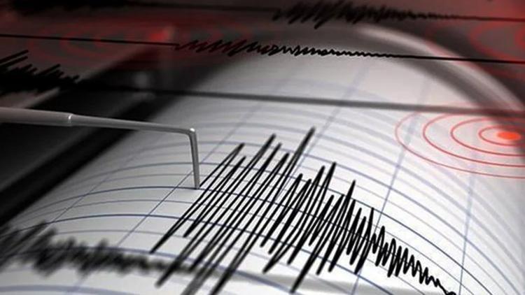 Son dakika Akdenizde 3.9 büyüklüğünde deprem