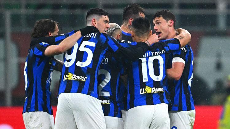 Milanı deviren Inter, İtalyada şampiyonluğunu ilan etti Hakan Çalhanoğlunun ilk zaferi...