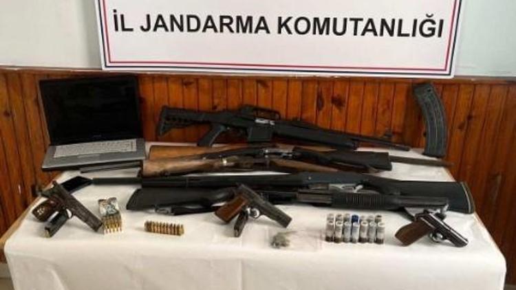Amasya’da ruhsatsız silah operasyonu: 2 gözaltı