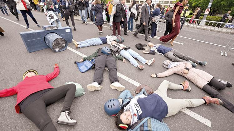 Biden’ın basın yemeğinde Gazze protestosu