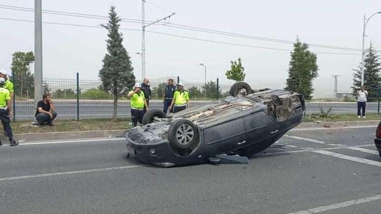 Malatyada, takla atan otomobilin sürücüsü yaralandı