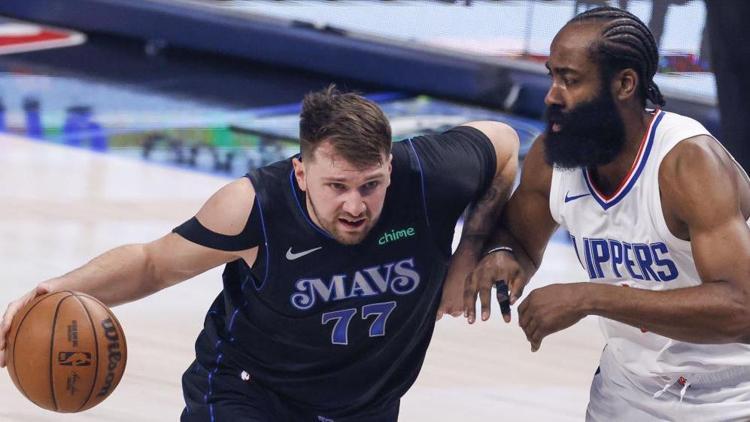 NBAde Dallas Mavericks, Batıda finale yükseldi