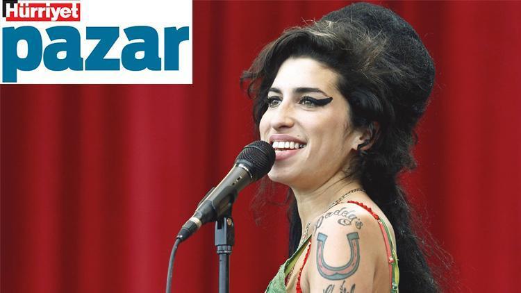 Amy Winehouse’un hayatını anlatan ‘Back to Black’ filmi gösterimde: İstanbul’da, bir otel odasında...