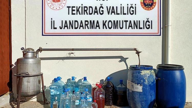 Tekirdağ’da 321 litre sahte içki ele geçirildi