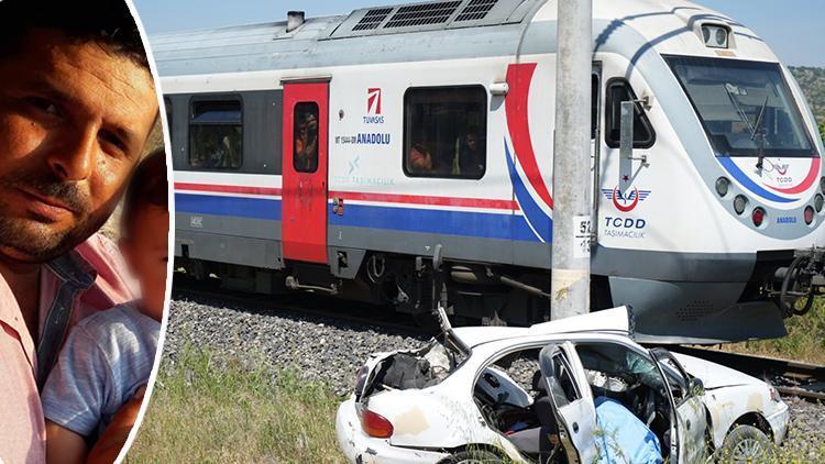 Manisada feci kaza Treninin çarptığı otomobilde 1 can kaybı