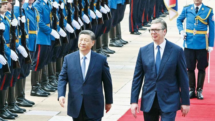 Çin liderinden Belgrad’a sembolik ziyaret