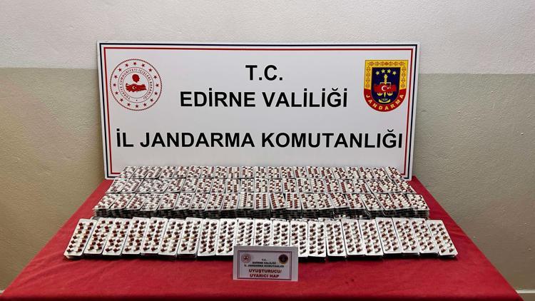 Edirne’de 9 bin 435 sentetik uyuşturucu hap ele geçirildi