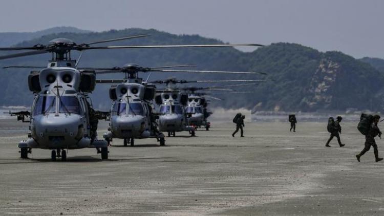 Kore yarımadasında tansiyon yükseliyor... Sarı Denizde askeri tatbikat