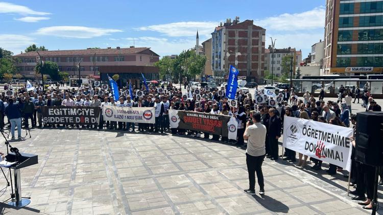 Doğu ve Güneydoğu’da öğretmenlerden öldürülen meslektaşları için protesto