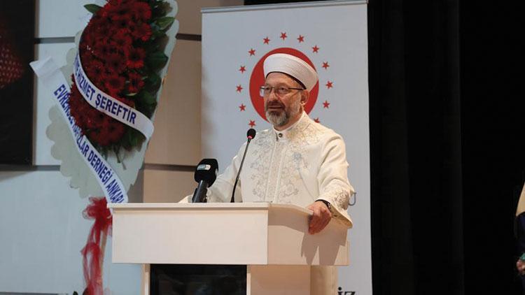 Diyanet İşleri Başkanı Erbaş, Ankarada Hafızlık İcazet Merasimine katıldı