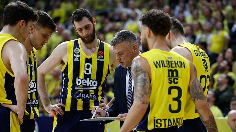 Fenerbahçe, Bursasporun play-off hayallerini bitirdi