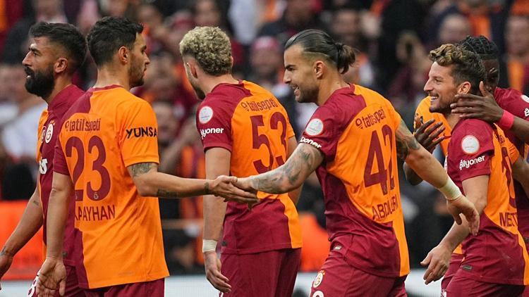 İşte Süper Ligde şampiyonluk ihtimalleri Galatasaray, Fenerbahçenin alacağı sonuca göre şampiyon olabilir