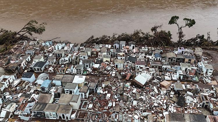 Brezilyadaki sel felaketinde ölü sayısı 143e yükseldi