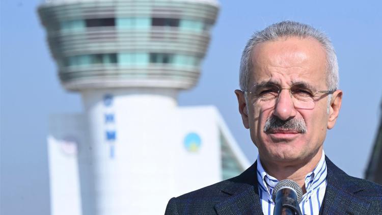 Bakan Uraloğlu: Rize-Artvin Havalimanında 2 milyona yakın yolcuya hizmet verildi