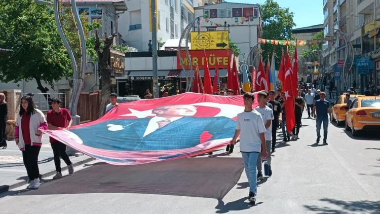 Silvan’da gençlik yürüyüşü ve 19 Mayıs koşusu