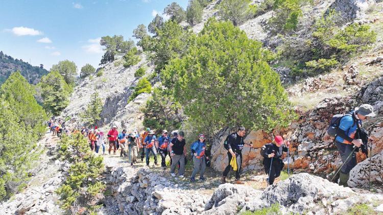 102 kilometrelik turizm yürüyüşü