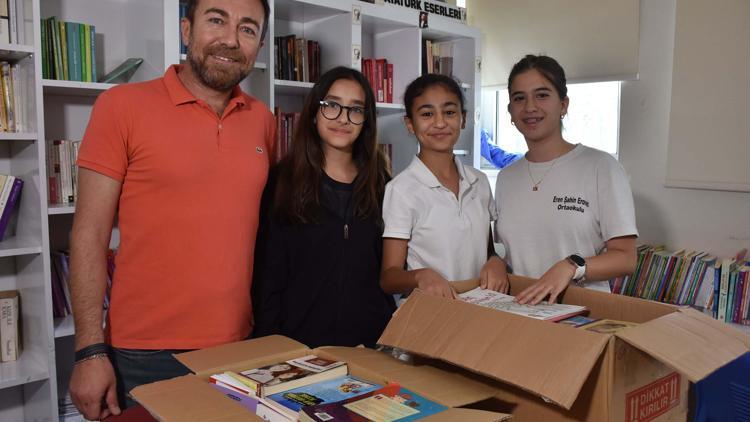 İzmirde ortaokul öğrencilerinden kardeş okula kitap bağışı