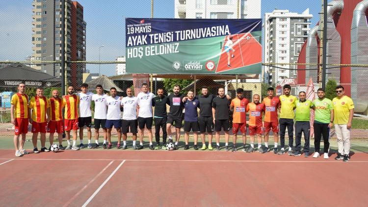 Yenişehir Belediyesi 19 Mayıs Ayak Tenisi Turnuvası başladı