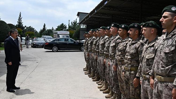 Suriyede görev yapacak olan özel harekat timleri dualarla uğurlandı