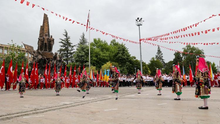 Uşak’ta 19 Mayıs coşkusu