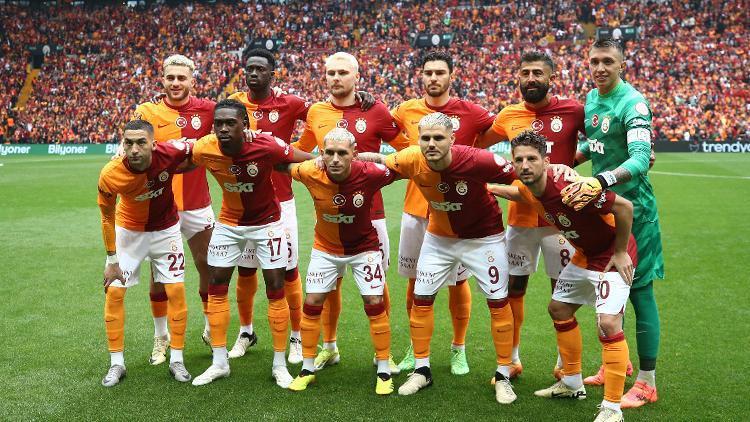 Galatasaraya son hafta öncesi yıldız isimden kötü haber