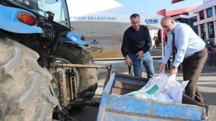 Başkan Sandıkçı: Çiftçi destekleri devam edecek