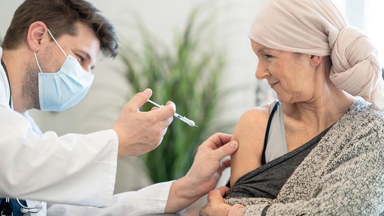 İngilterede kişiye özel kanser aşısı: Denemeler başlıyor