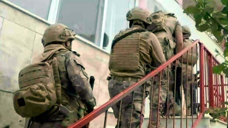 İzmirde terör örgütü PKK/KCK operasyonda 8 gözaltı