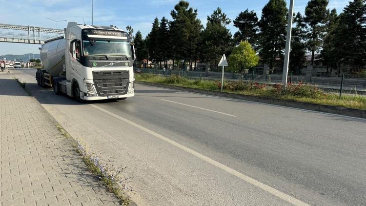 3 çocuk annesi, 55 yaşında TIR şoförü oldu; 40 ton yükle günde 600 kilometre yol yapıyor