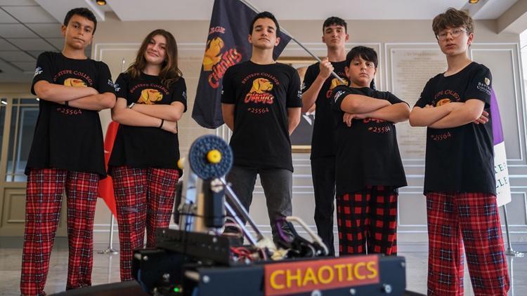 Genç mucitler tasarladıkları robotlarla FTCde yarışacak