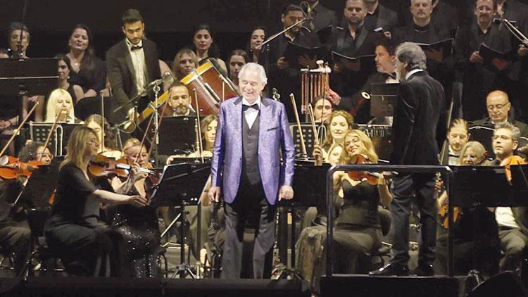 Andrea Bocelliden büyüleyici konser