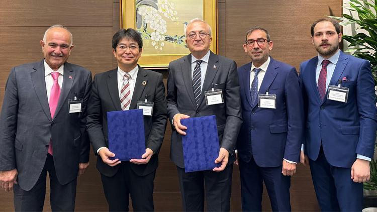 Türkiye ile Japonya arasında doğal gaz alanında İyi Niyet Antlaşması imzaladı