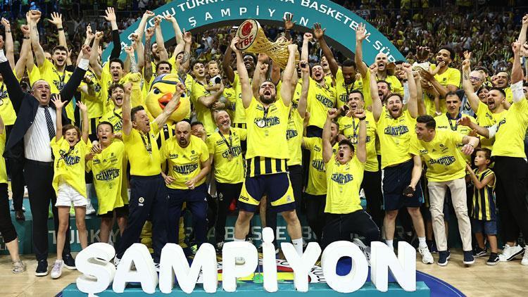 Fenerbahçe Beko 11. kez şampiyon Anadolu Efesin geri dönüşü yeterli olmadı