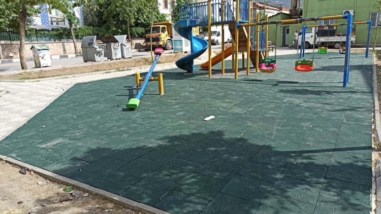 Şehzadelerde çocuk parkları yenileniyor