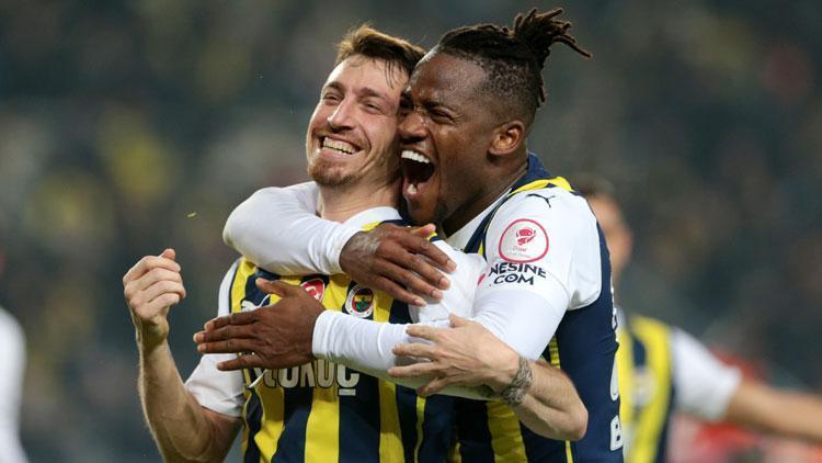 Fenerbahçeden Mert Hakan Yandaşa yeni sözleşme