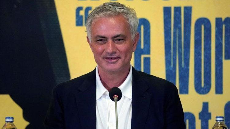 Fenerbahçe transferde acele etmeyecek Karar Jose Mourinhoda