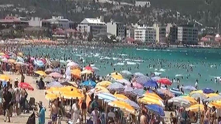 Bayramda Çeşmenin nüfusu 1 milyona dayandı (Ek Fotoğraflar)