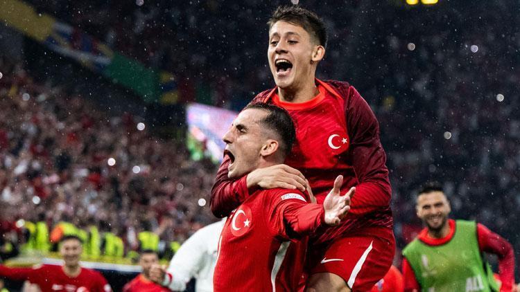 Galatasaraydan imalı Arda Güler ve Kerem Aktürkoğlu paylaşımı