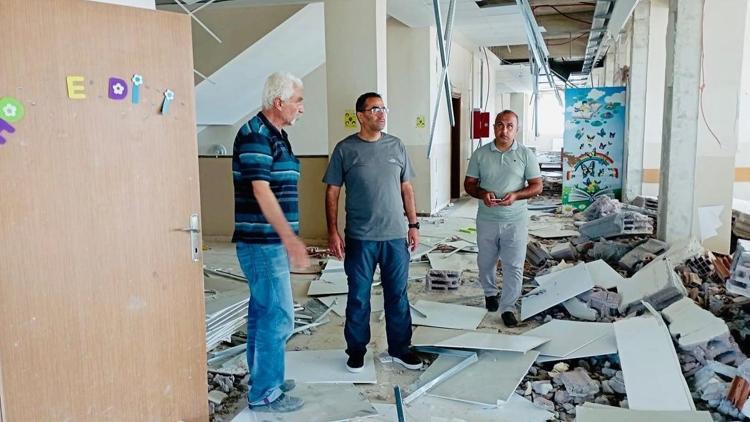 Hatay’da depremde hasar gören okullarda tadilat sürüyor