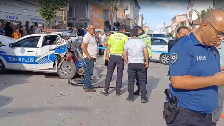 Çorumda trafik kazası: 2si polis 3 yaralı