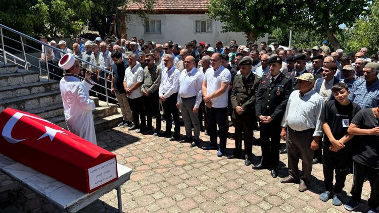 Kore gazisi Ahmet Ertuğrul, askeri törenle son yolculuğuna uğurlandı